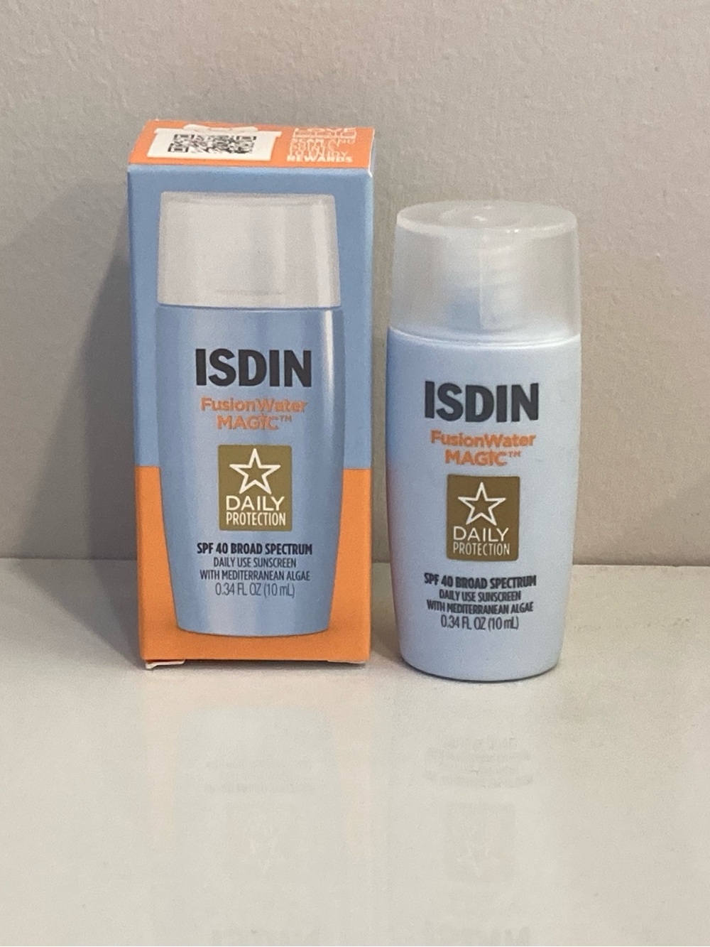 ISDIN FusionWater Magic Daily Protection SPF 40 Sunscreen 10ml Mini BNIB